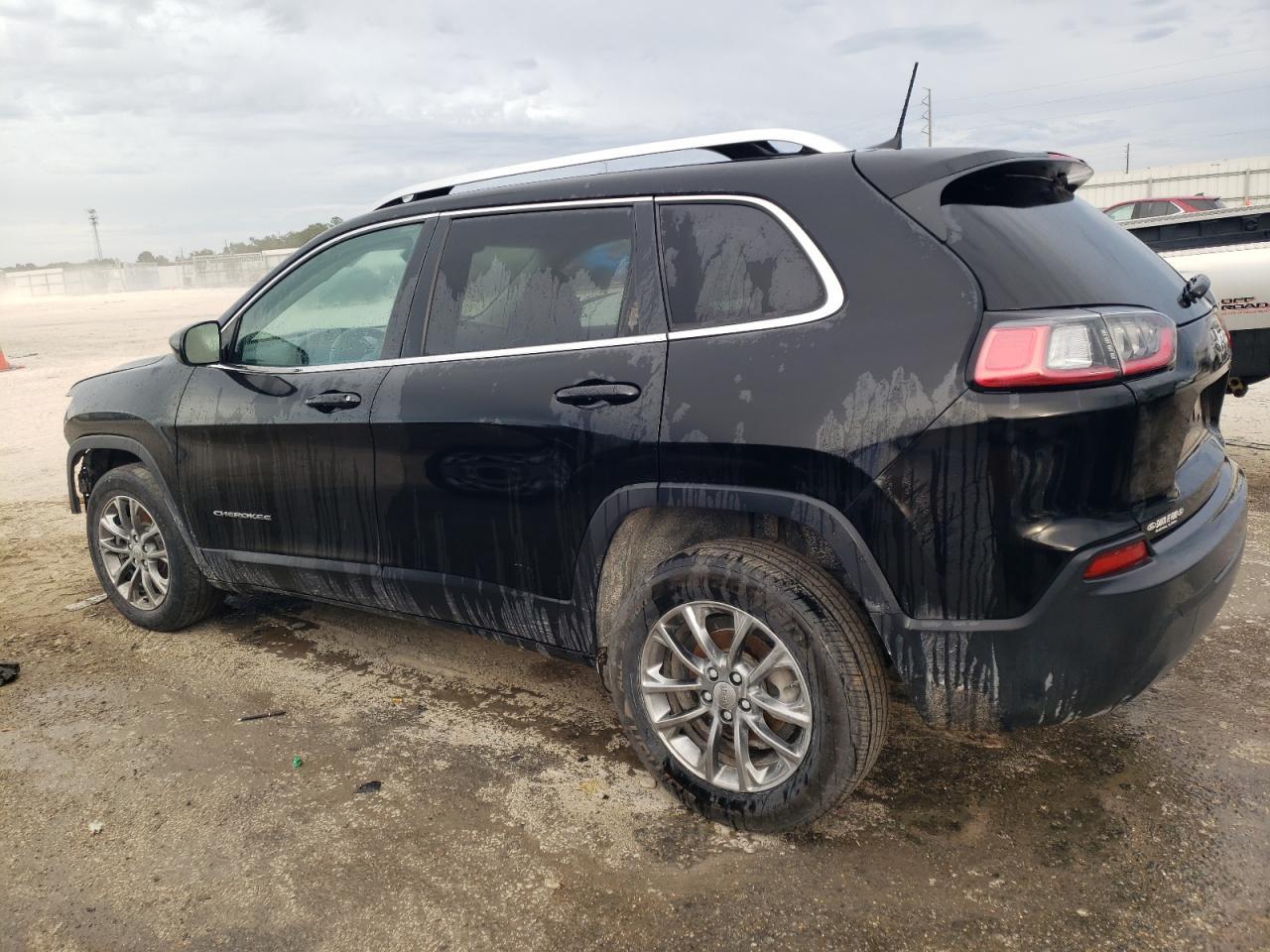 2019 JEEP CHEROKEE L - Image 2