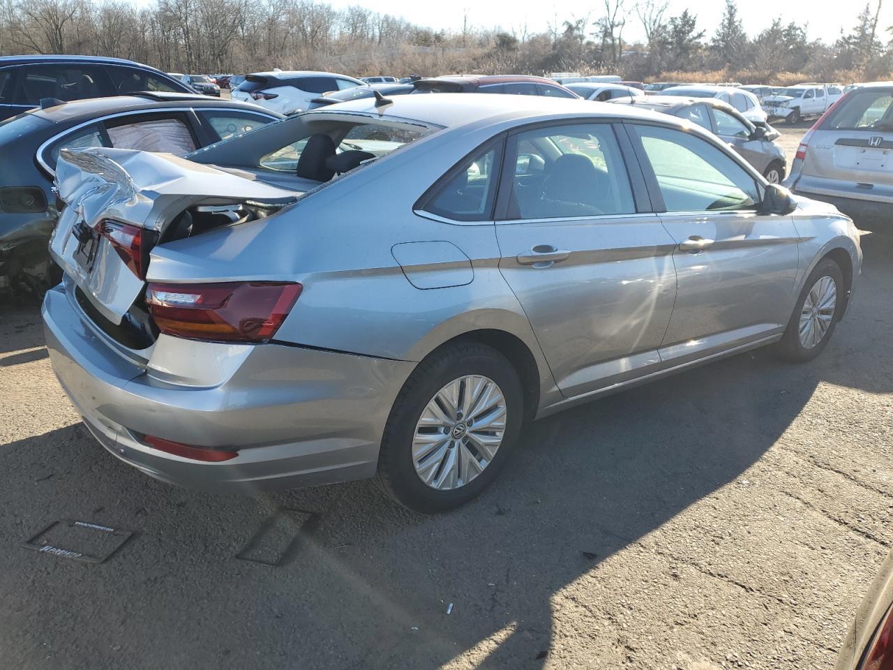 2019 VOLKSWAGEN JETTA S - Фото 3