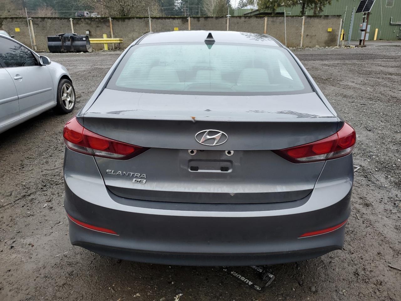 2018 HYUNDAI ELANTRA SE - Image 6