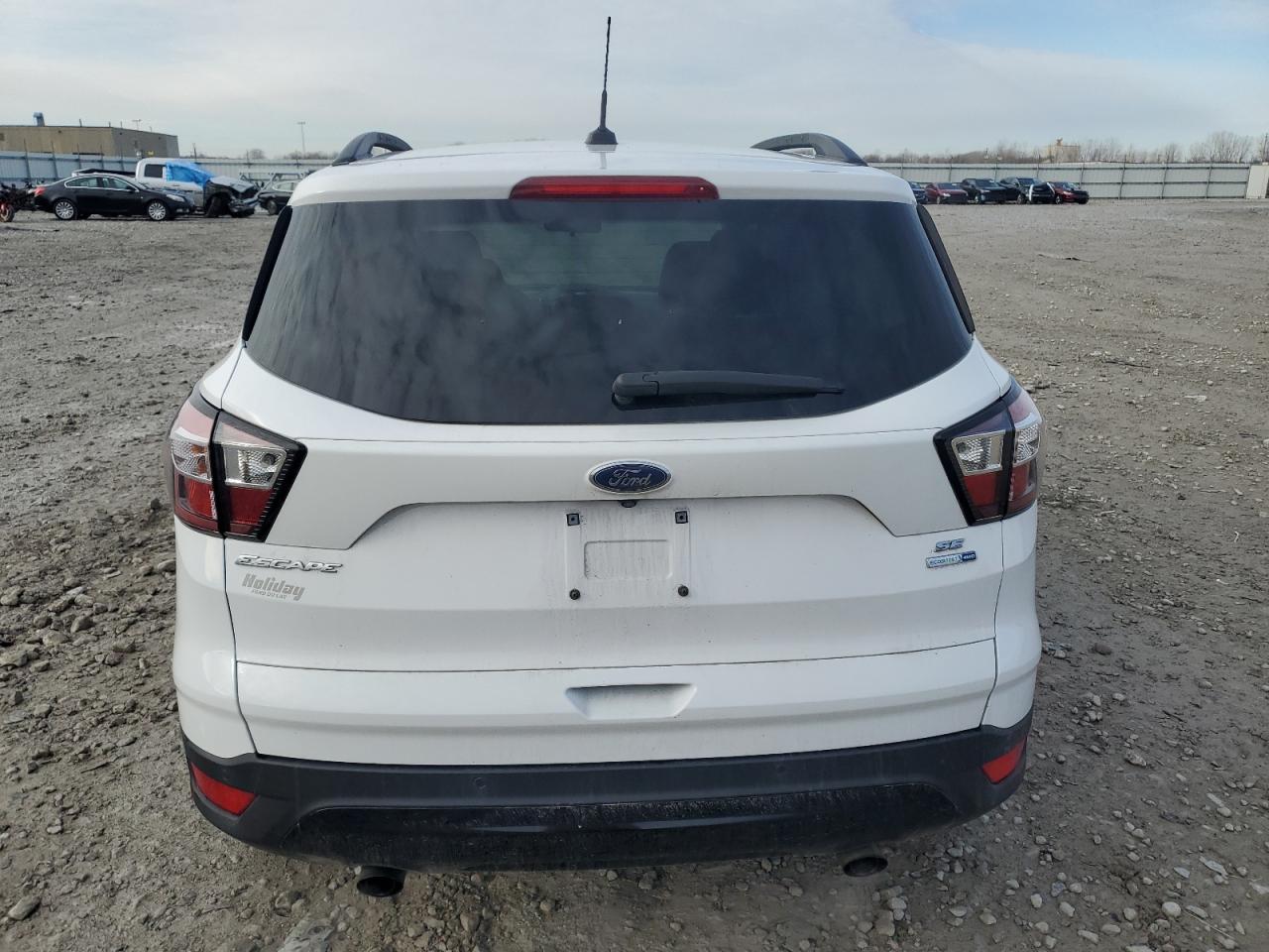 2017 FORD ESCAPE SE - Image 6