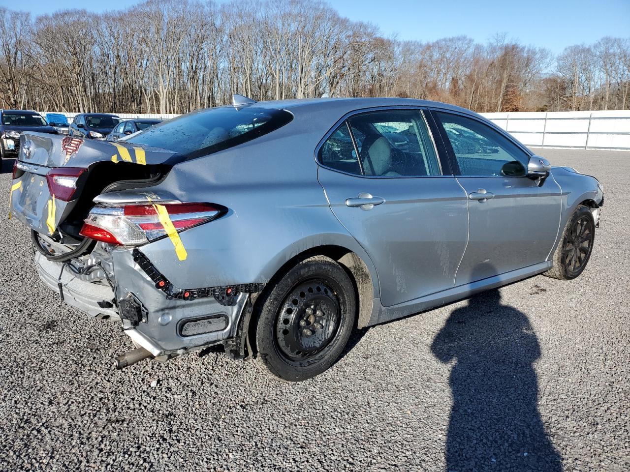 2019 TOYOTA CAMRY L - Image 3