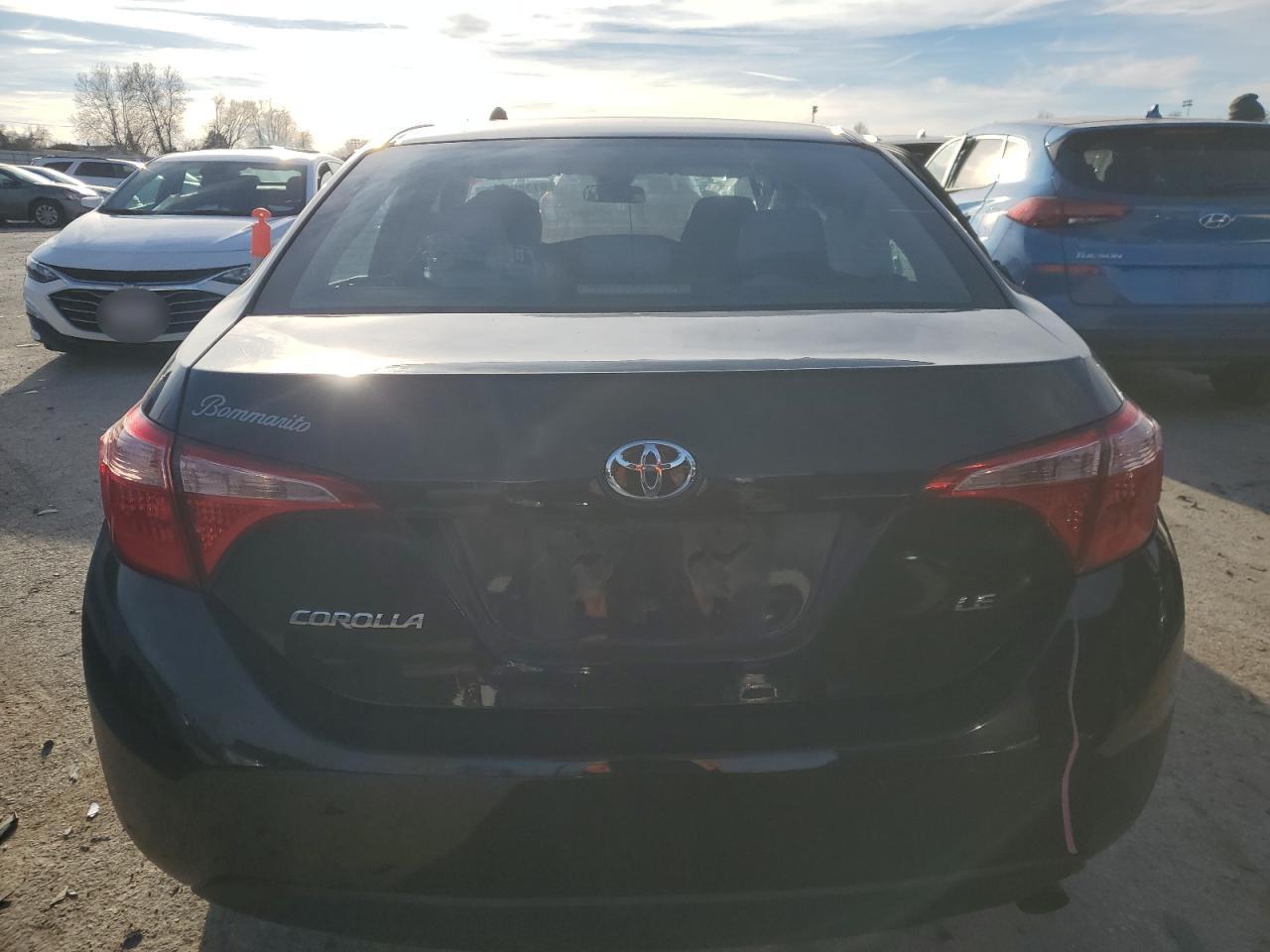 2018 TOYOTA COROLLA L - Image 6
