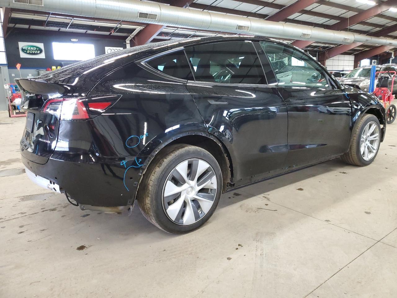 2023 TESLA MODEL Y - Image 3