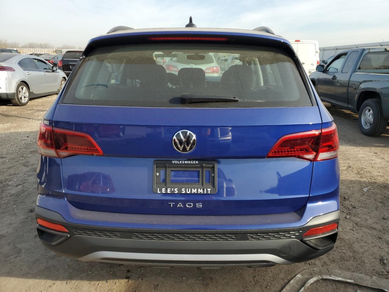 2023 VOLKSWAGEN TAOS S - Image 6