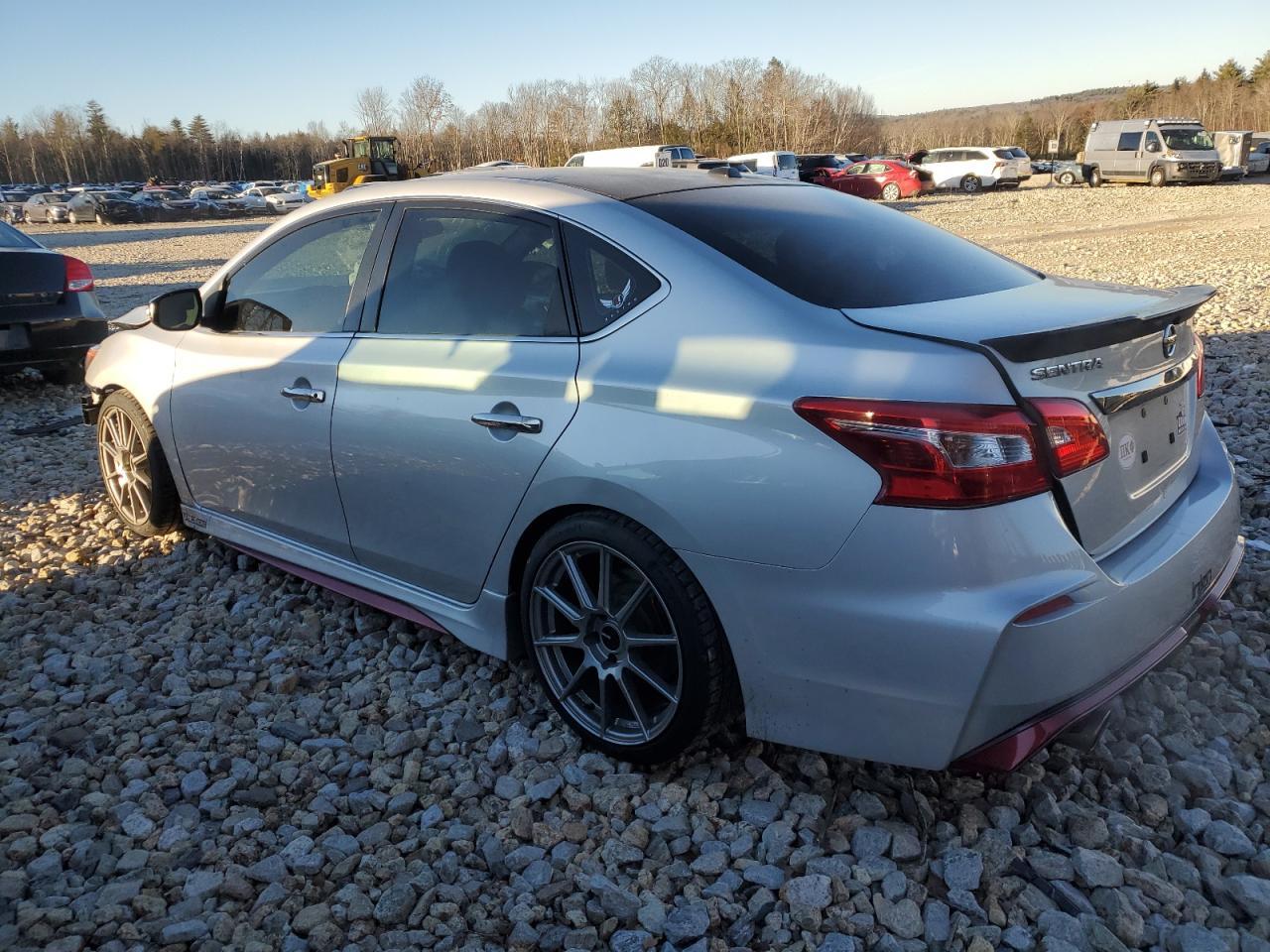 2017 NISSAN SENTRA SR - Фото 2