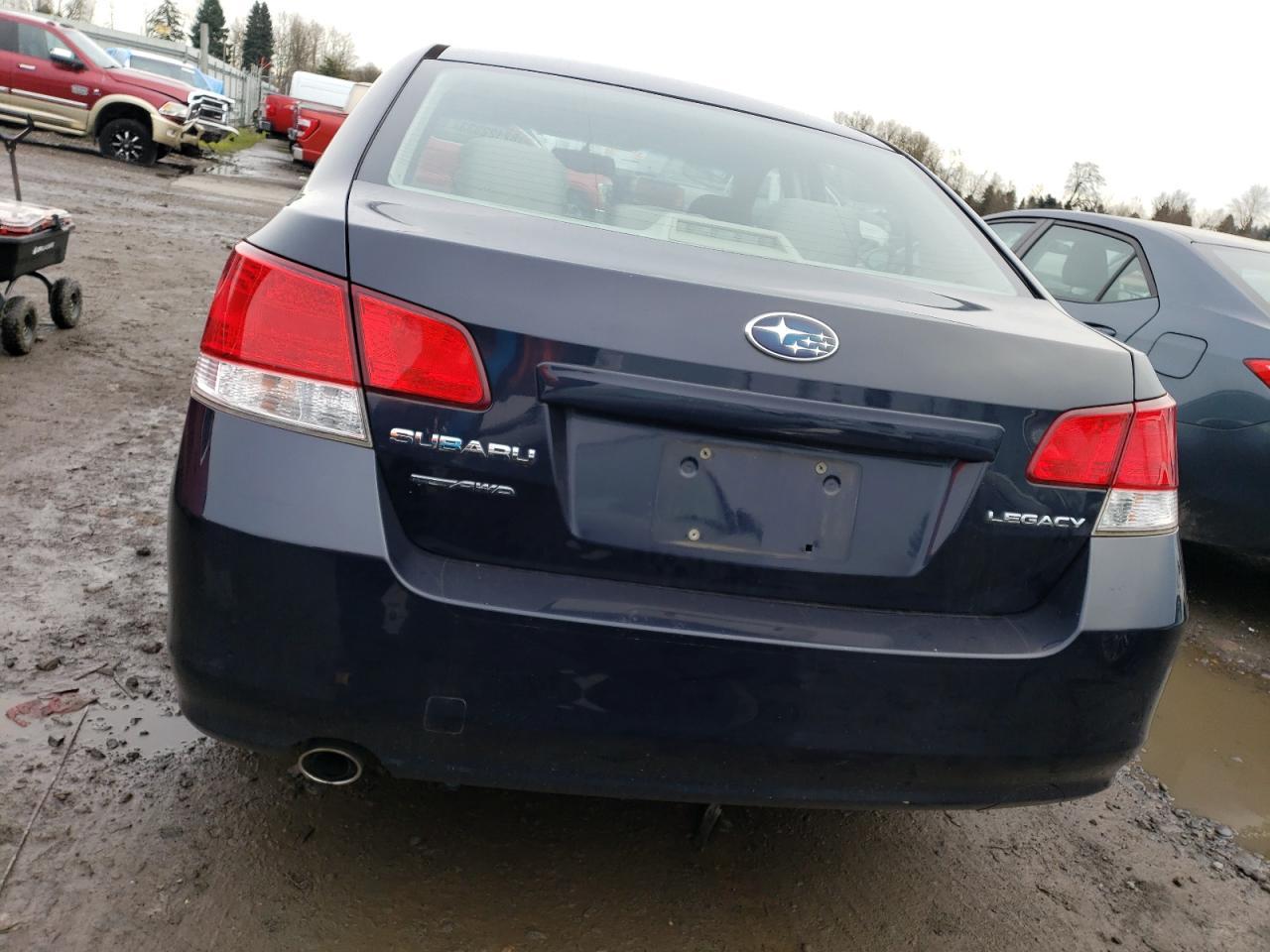 2012 SUBARU LEGACY 2.5 - Image 6
