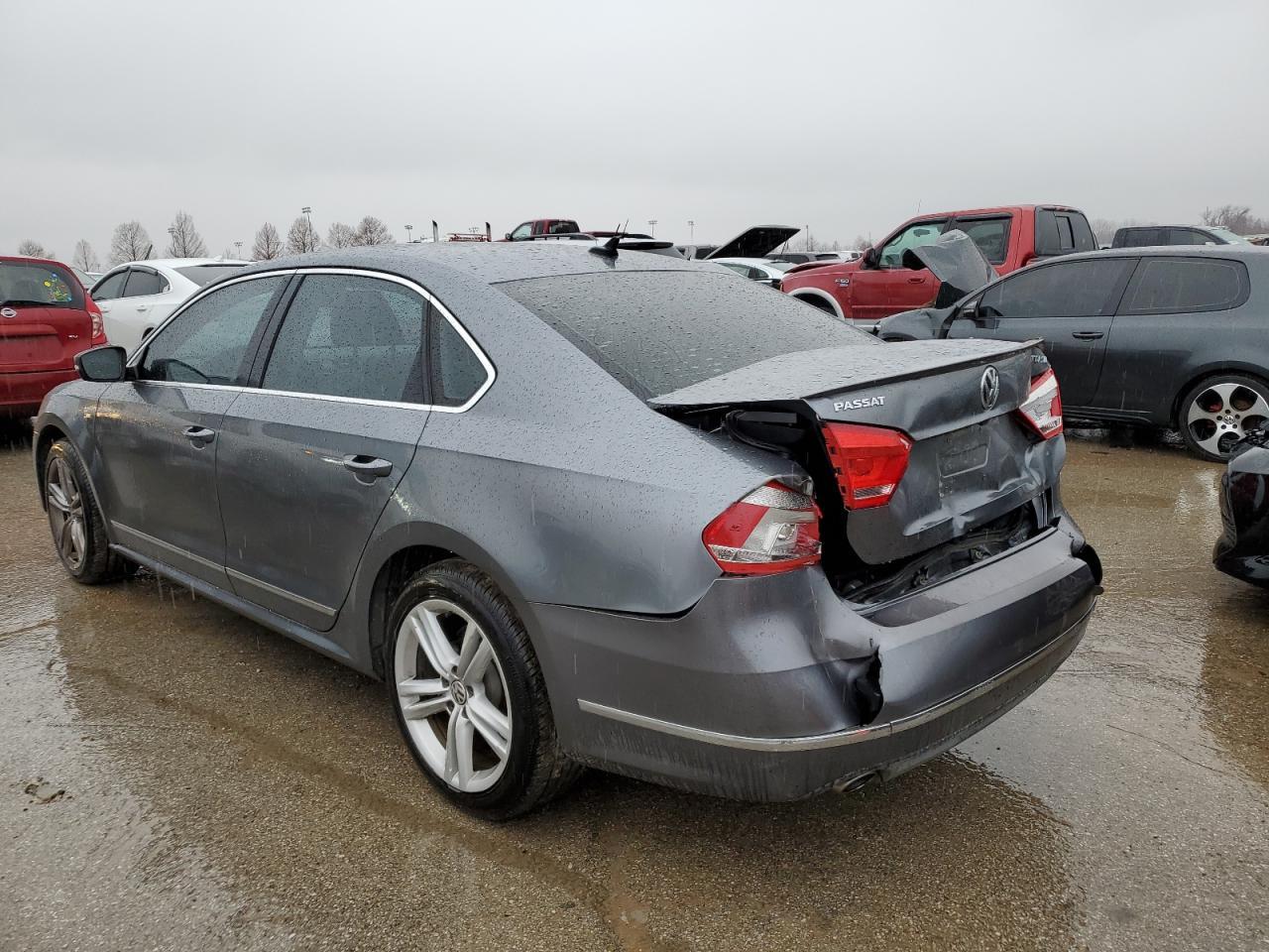 2014 VOLKSWAGEN PASSAT SEL - Фото 2