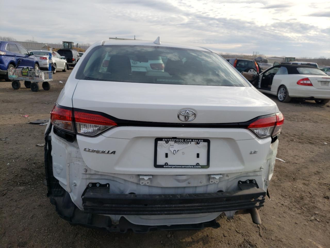 2021 TOYOTA COROLLA LE - Image 6