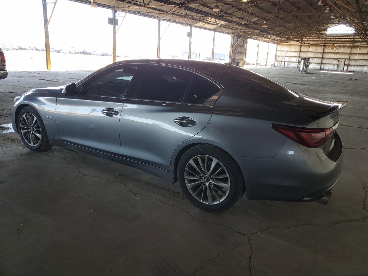2018 INFINITI Q50 LUXE - Image 2