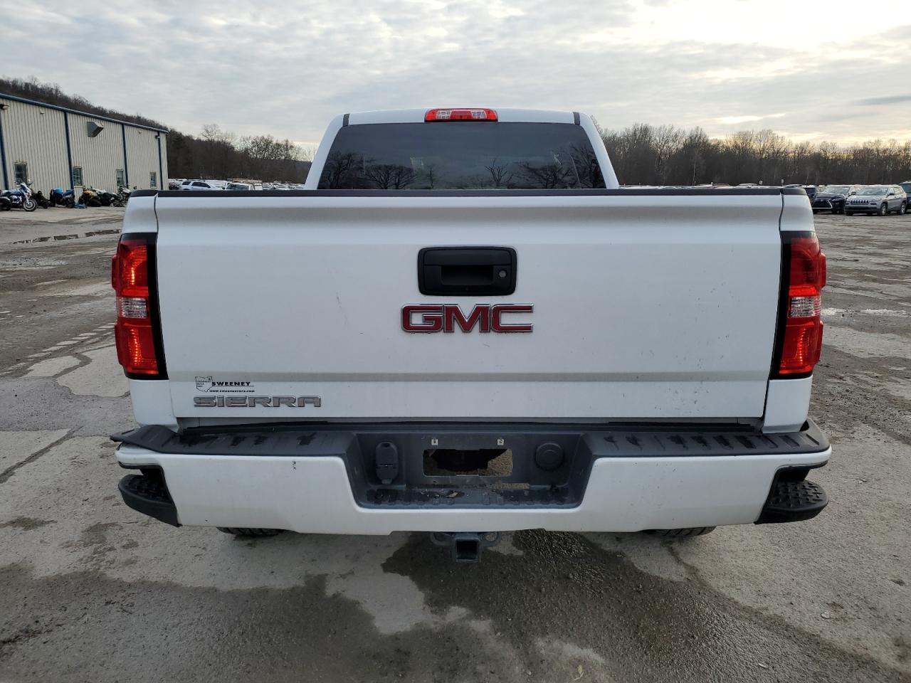 2018 GMC SIERRA K15 - Image 6