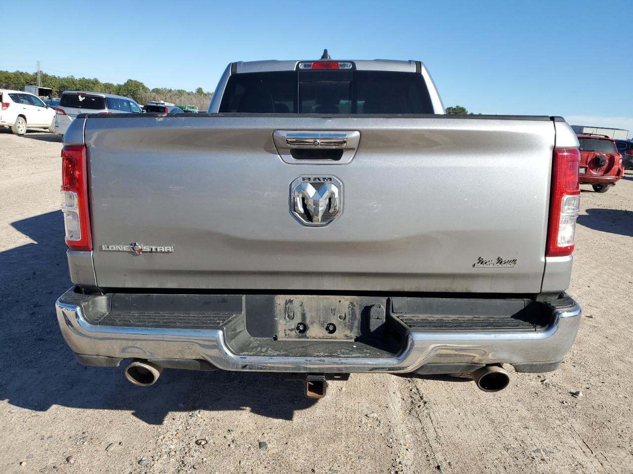 2019 RAM 1500 BIG H - Фото 6