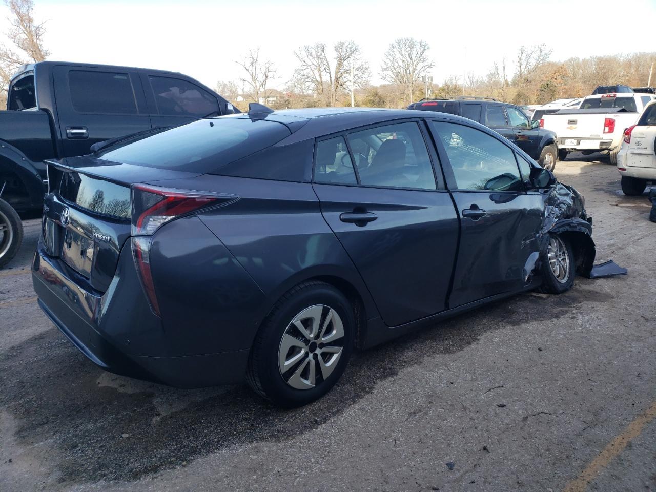 2018 TOYOTA PRIUS - Фото 3
