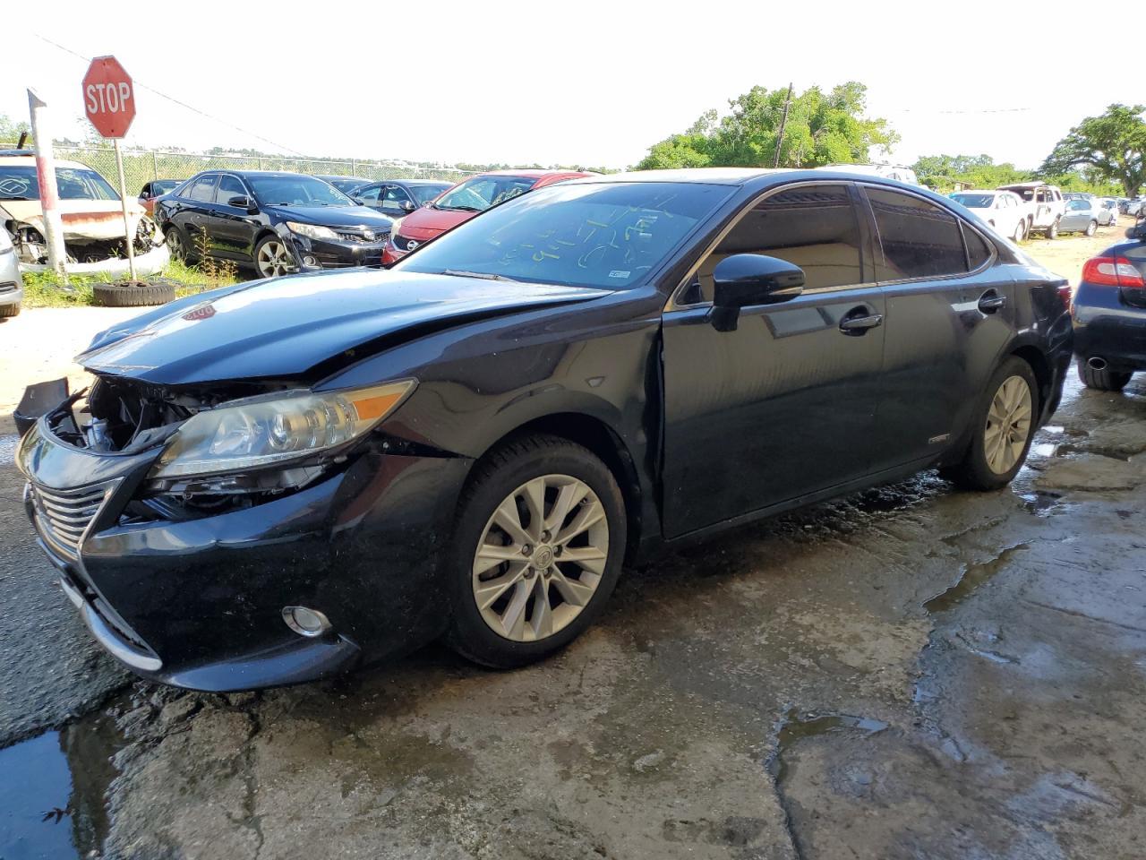 2015 LEXUS ES 300H car image