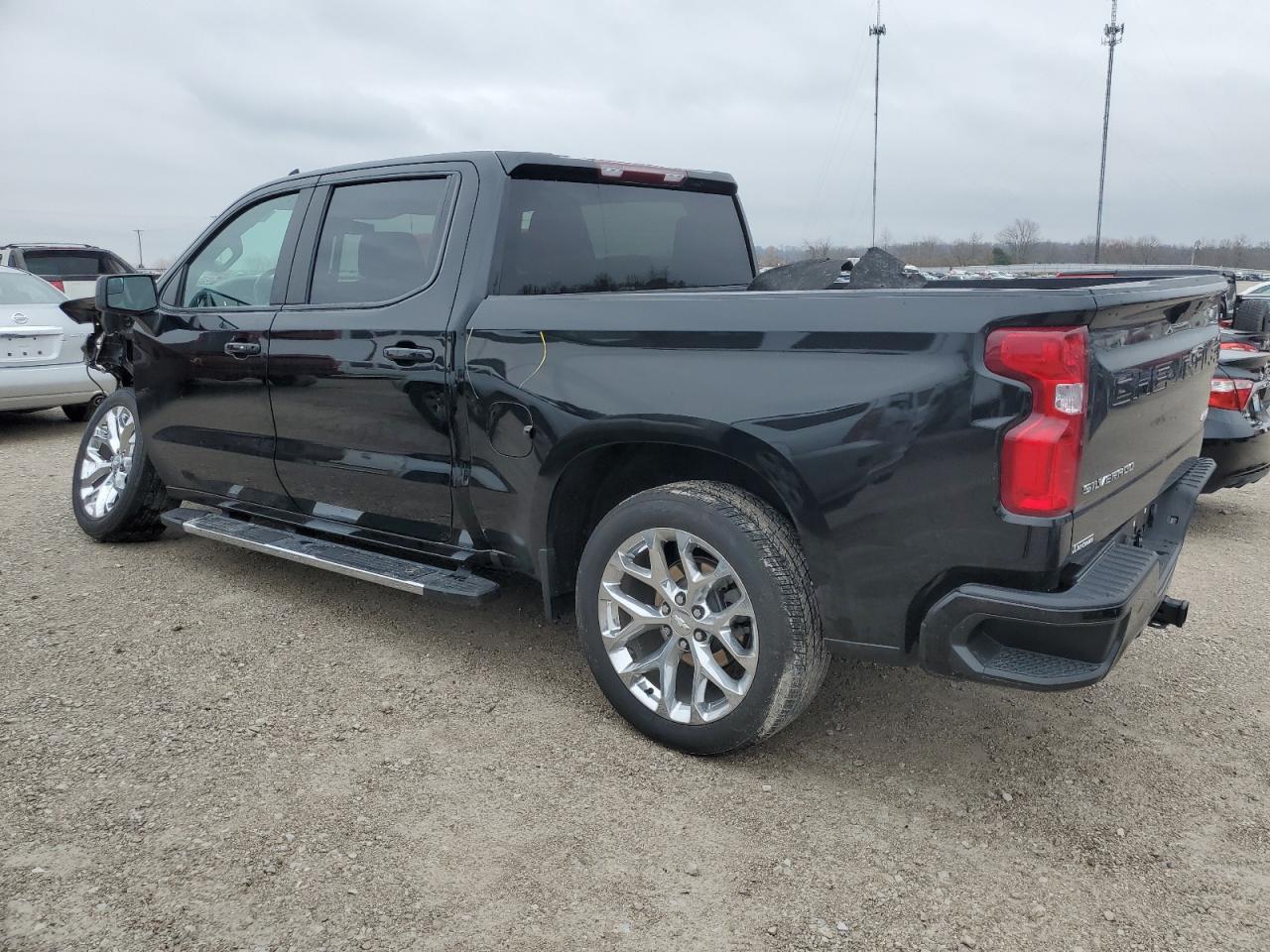 2021 CHEVROLET SILVERADO - Фото 2