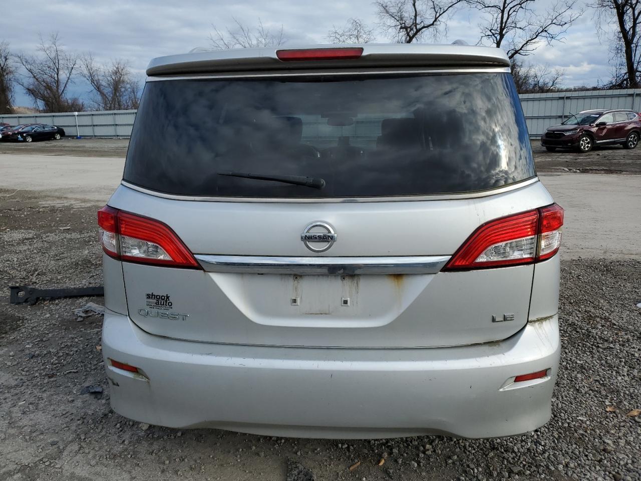 2011 NISSAN QUEST S - Фото 6