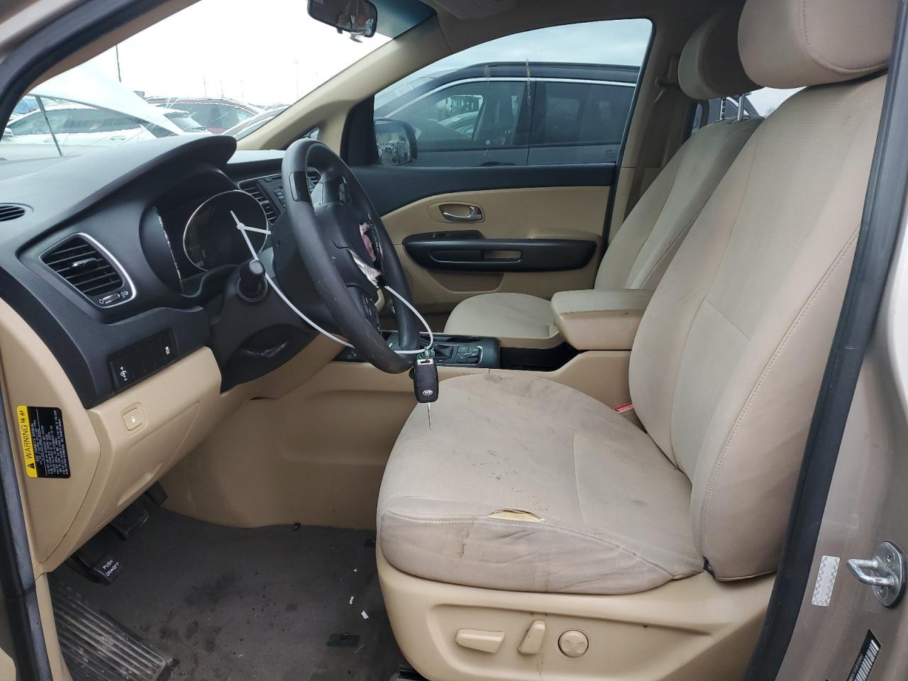 2016 KIA SEDONA LX - Фото 7