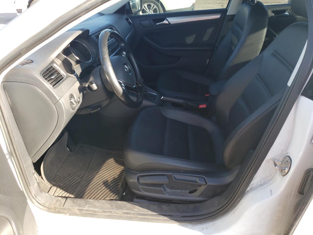 2017 VOLKSWAGEN JETTA SE - Image 7