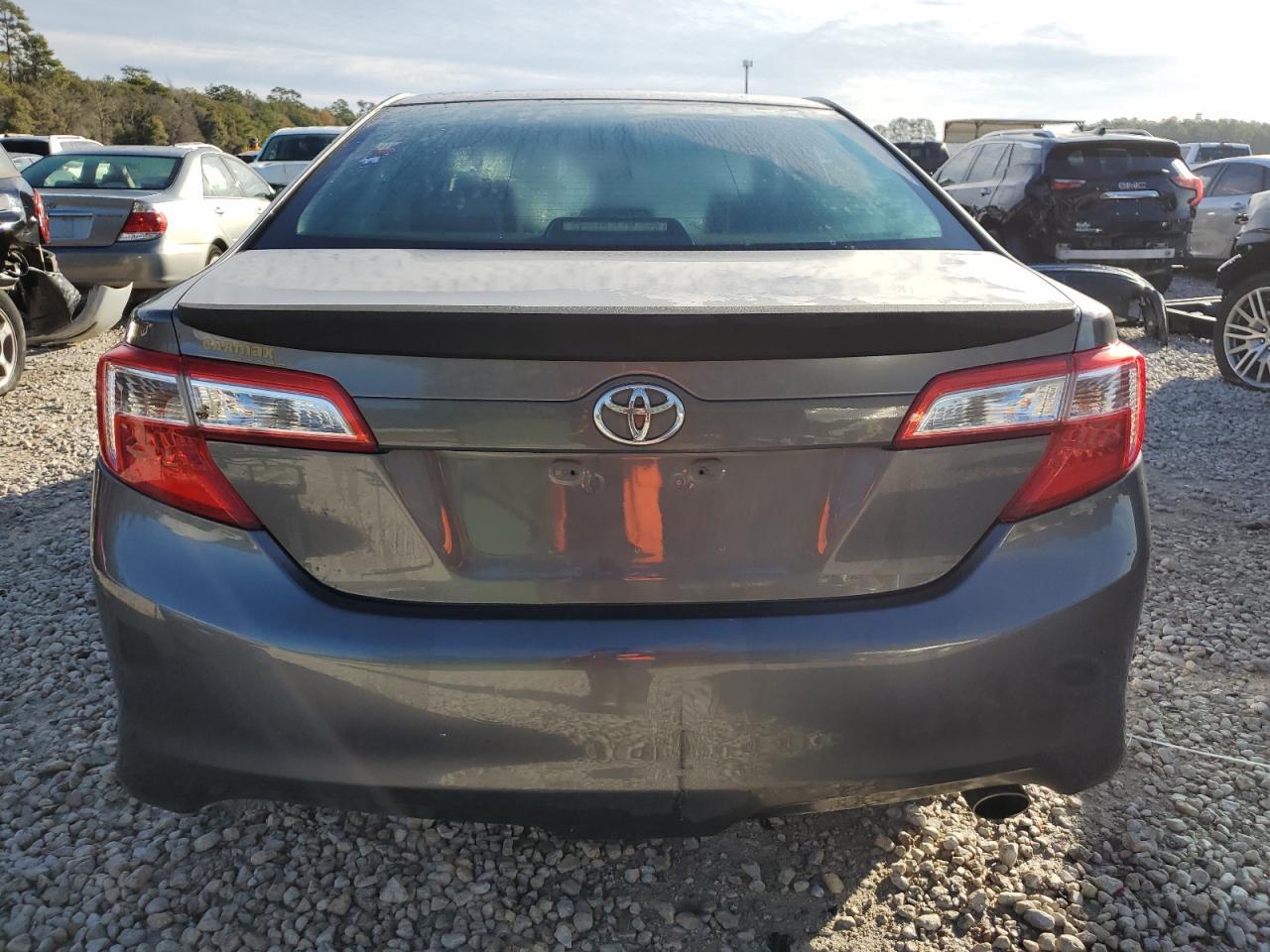 2013 TOYOTA CAMRY L - Фото 6