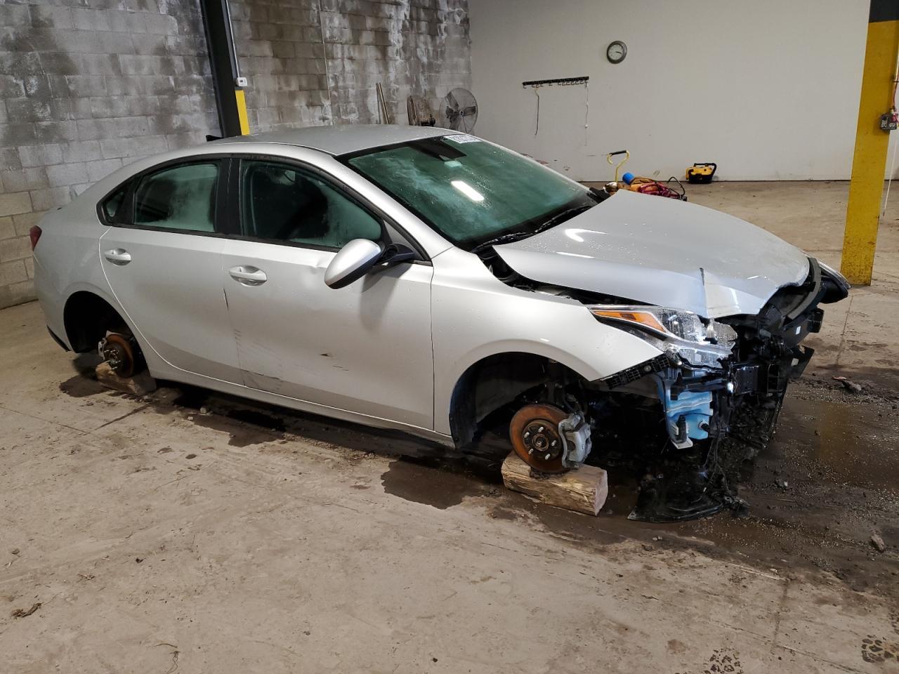 2020 KIA FORTE FE - Image 4