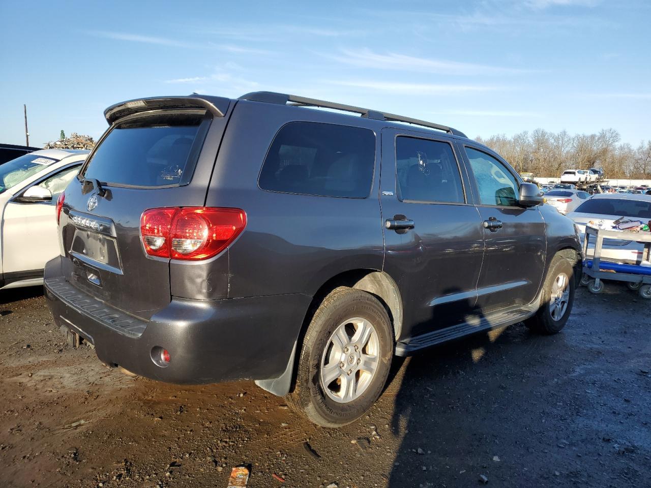 2012 TOYOTA SEQUOIA SR - Image 3