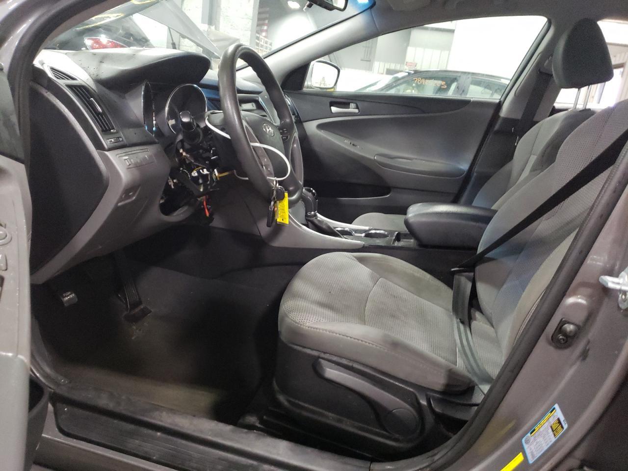 2013 HYUNDAI SONATA GLS - Фото 7