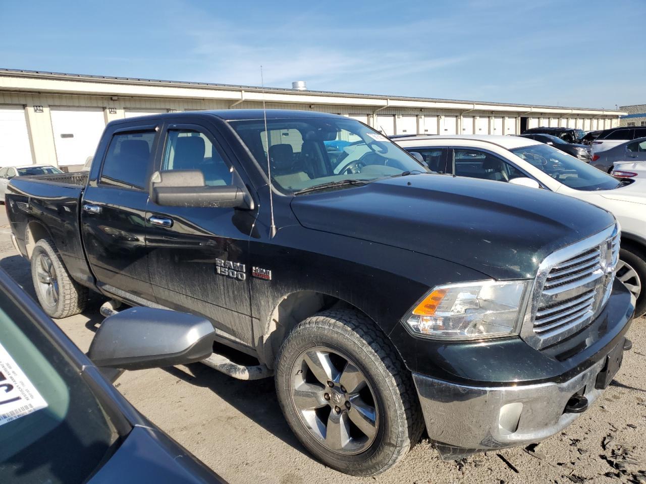 2015 RAM 1500 SLT - Image 4