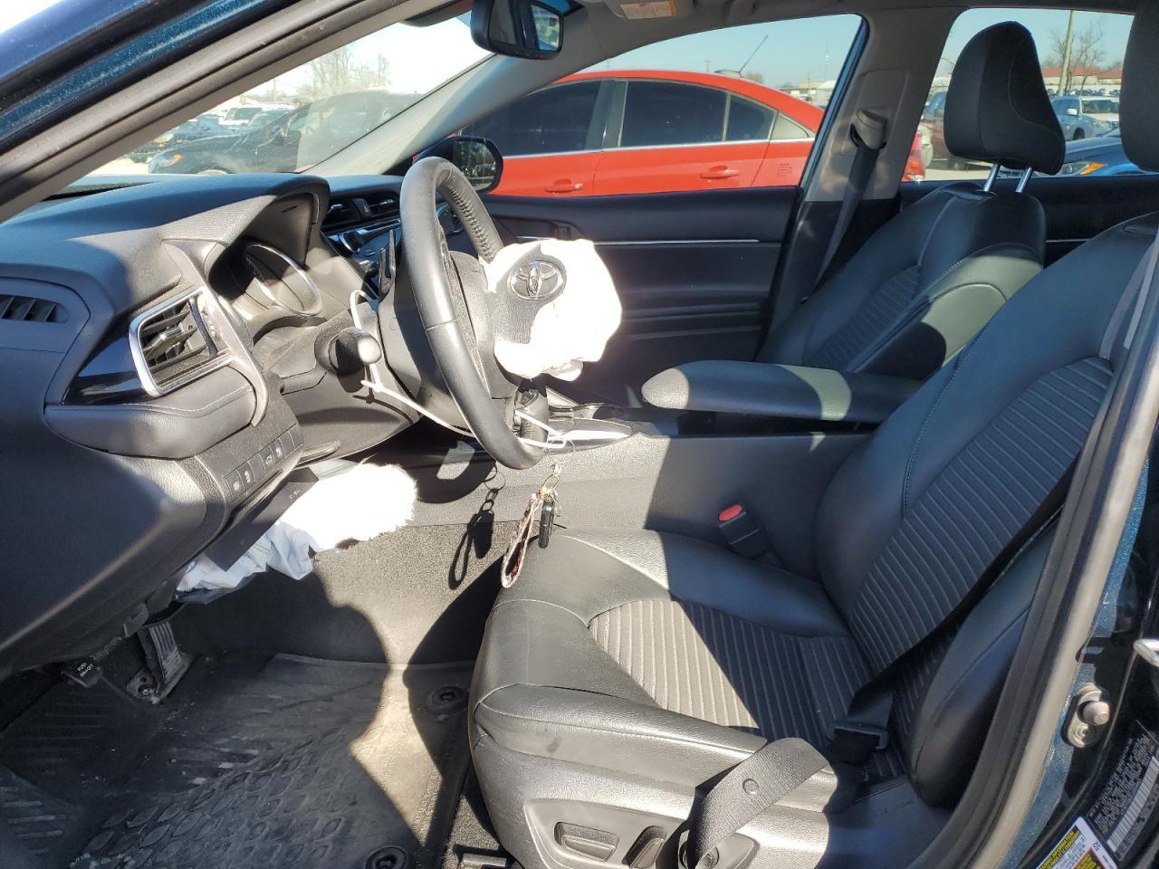 2018 TOYOTA CAMRY L - Фото 7