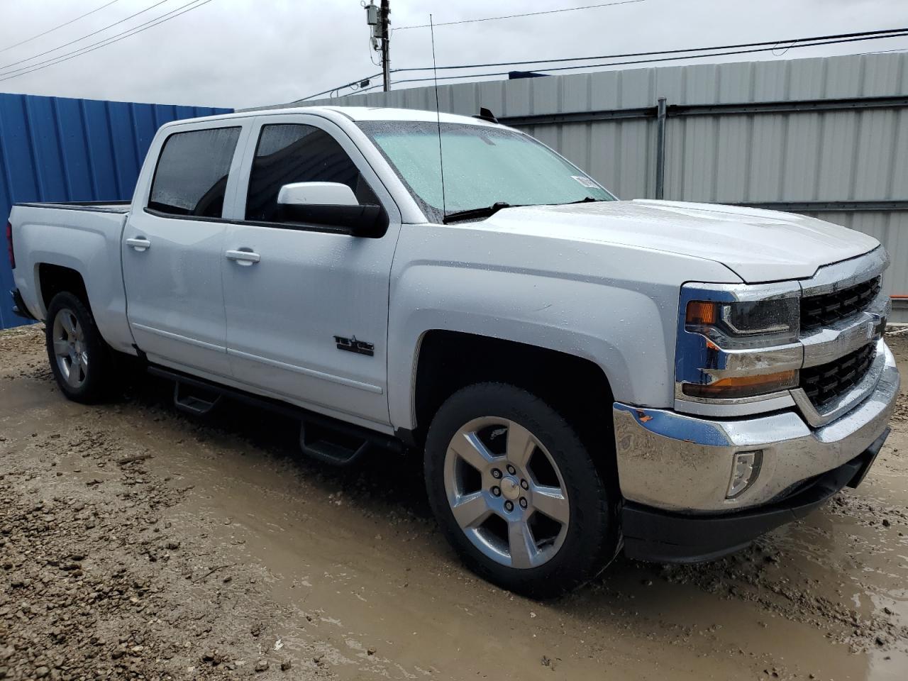 2018 CHEVROLET SILVERADO - Image 4