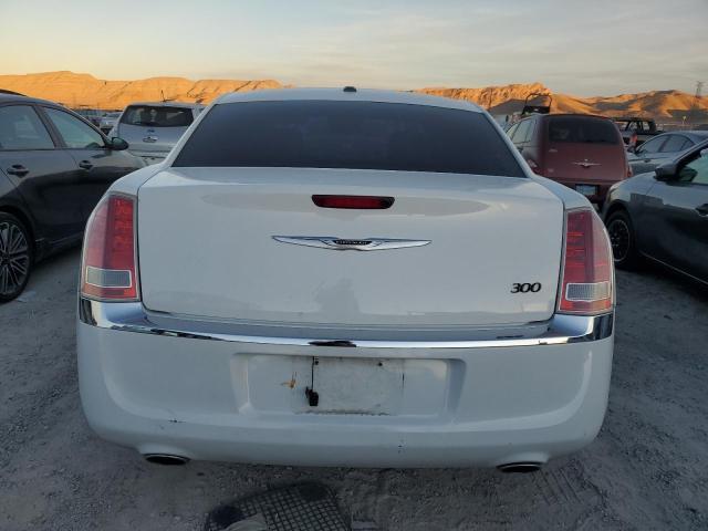 2014 Chrysler 300 - Image 6