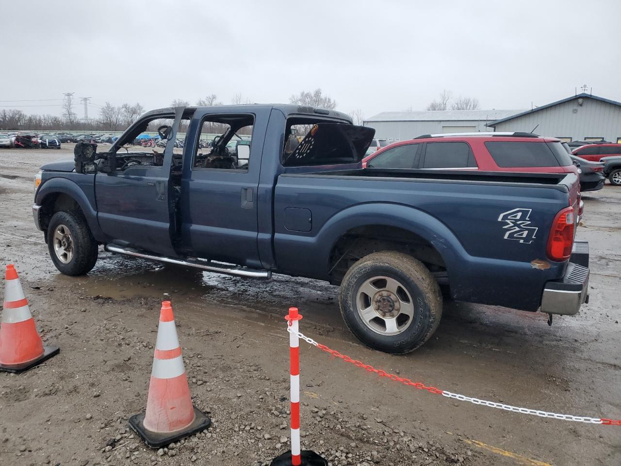 2013 FORD F250 SUPER - Фото 2