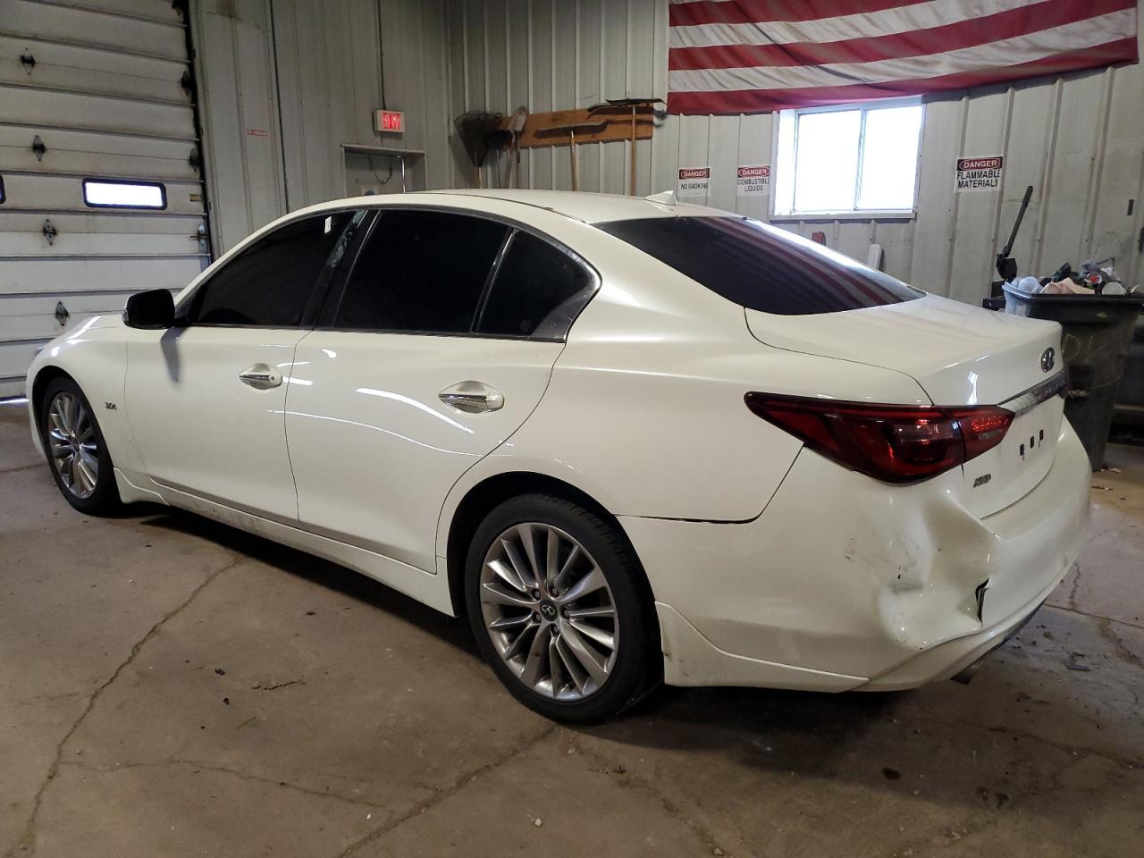 2019 INFINITI Q50 LUXE - Image 2
