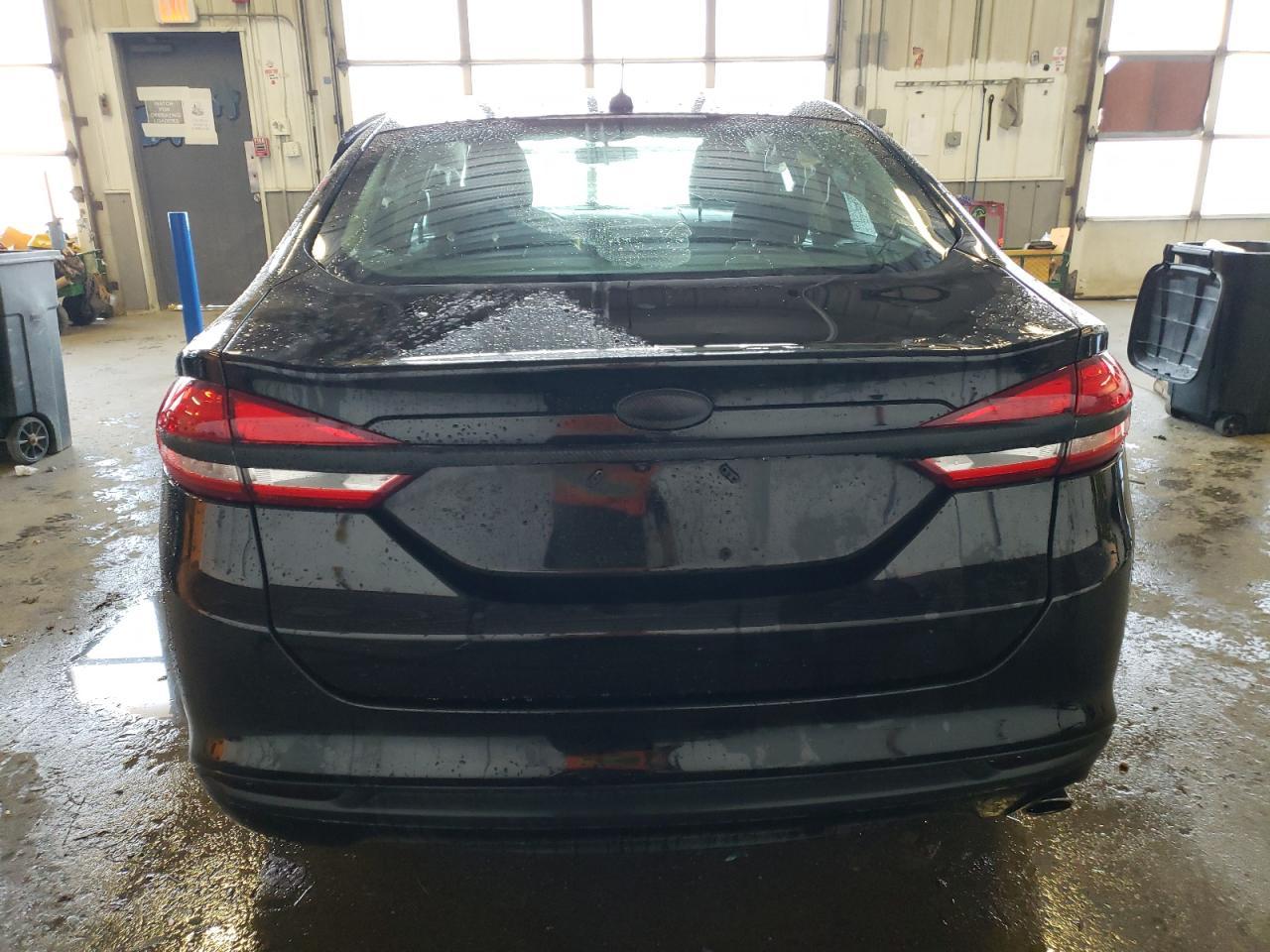 2017 FORD FUSION SE - Image 6