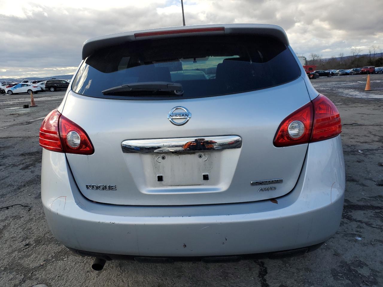2013 NISSAN ROGUE S - Фото 6
