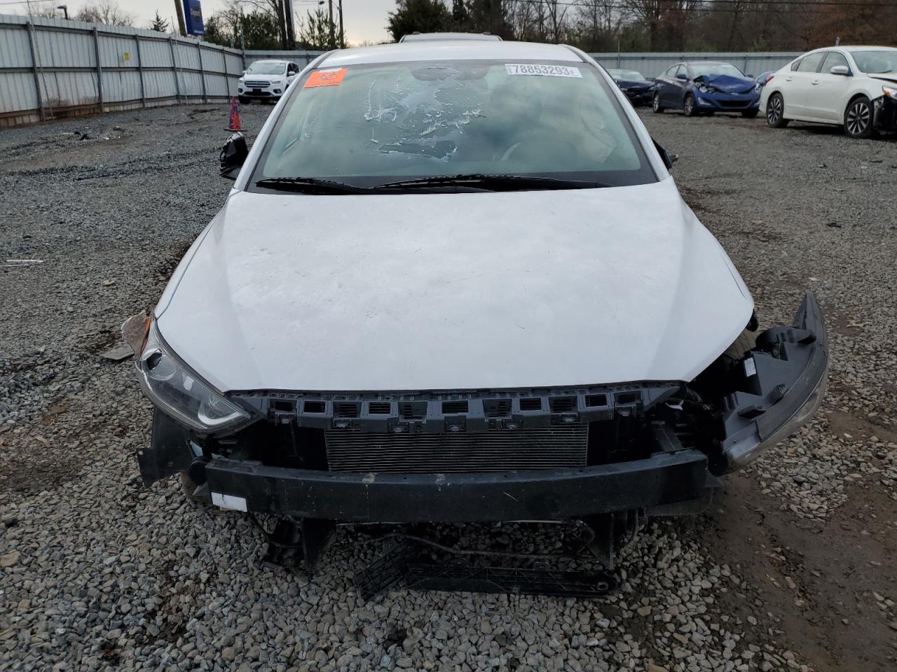2018 HYUNDAI ELANTRA SE - Image 5