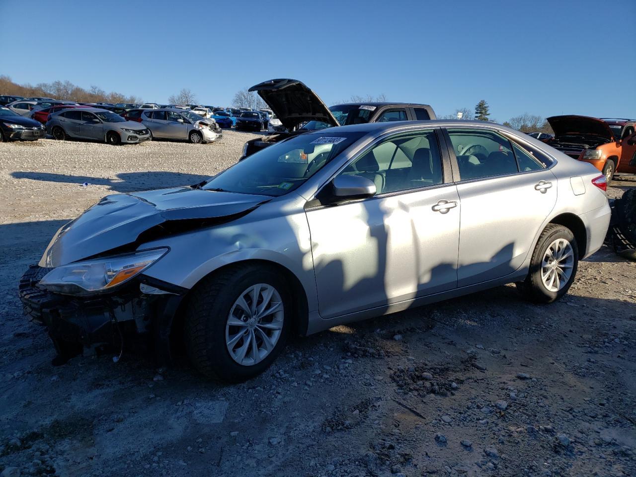 2016 TOYOTA CAMRY LE