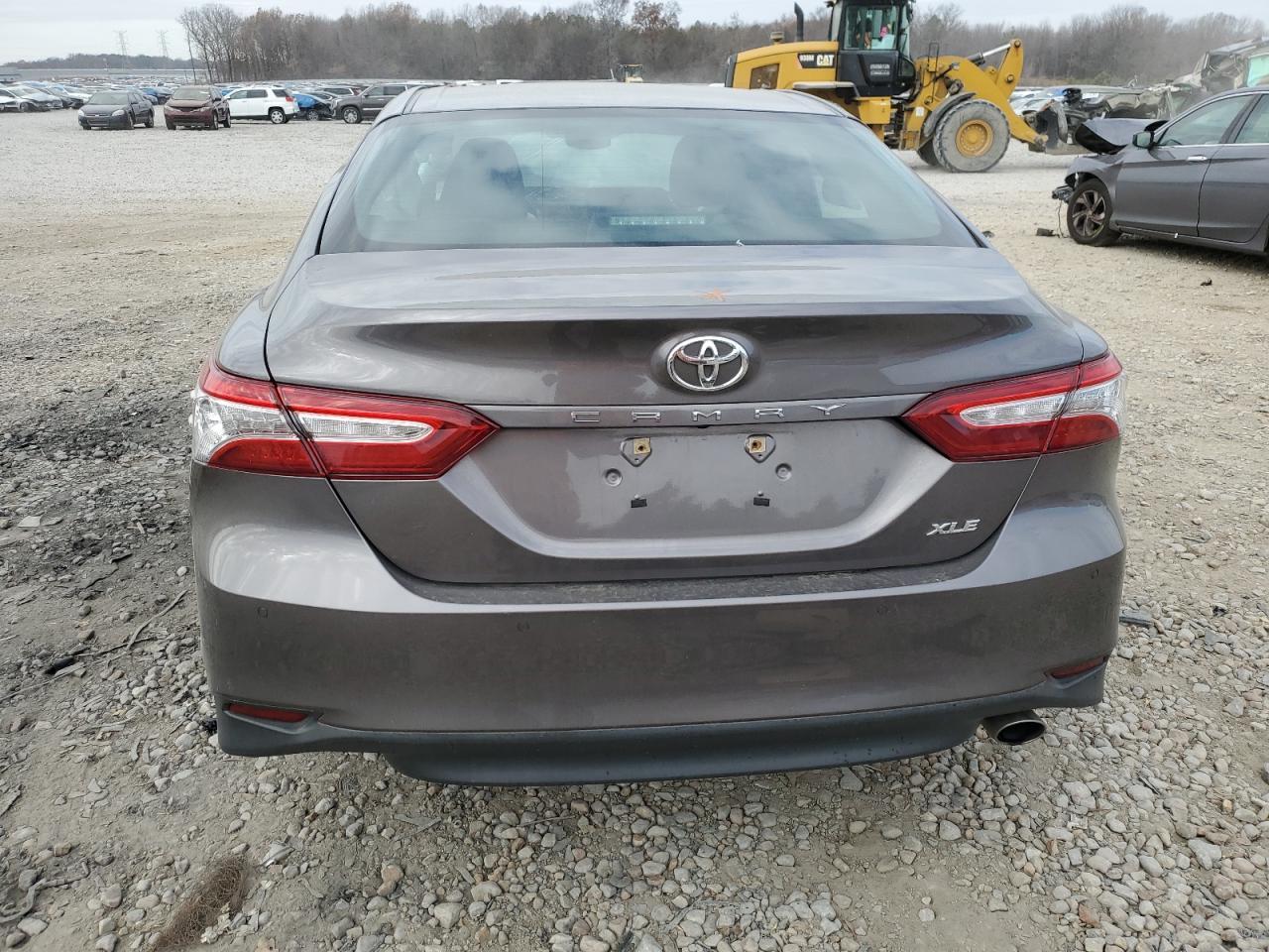 2018 TOYOTA CAMRY L - Image 6