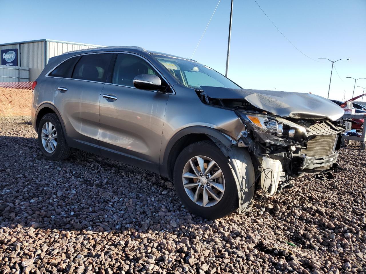 2016 KIA SORENTO LX - Image 4
