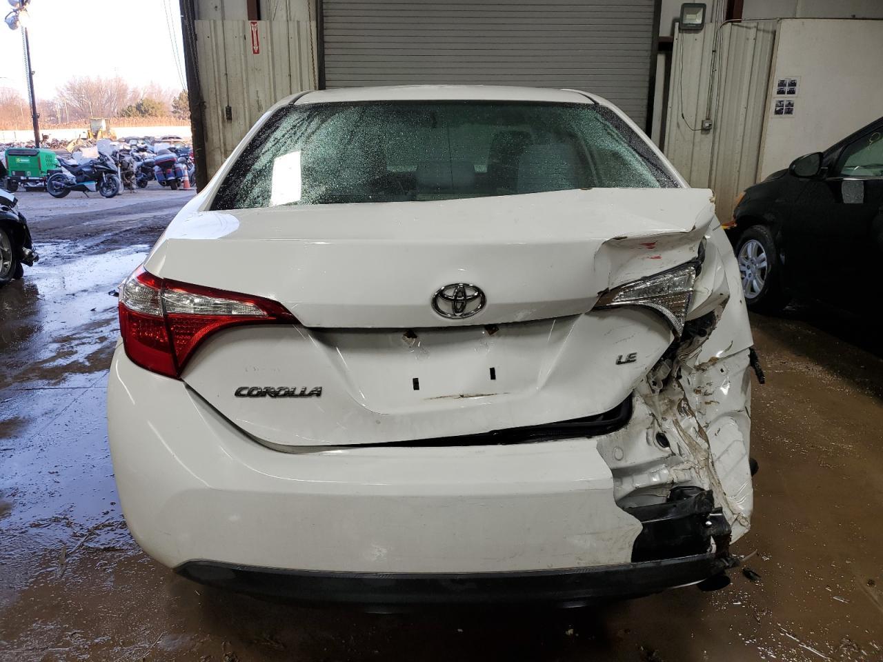 2015 TOYOTA COROLLA L - Image 6