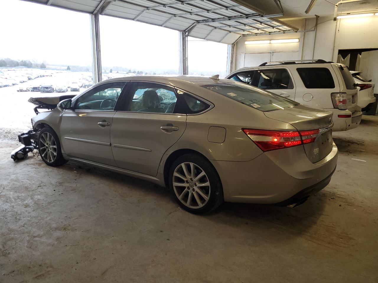 2015 TOYOTA AVALON XLE - Фото 2