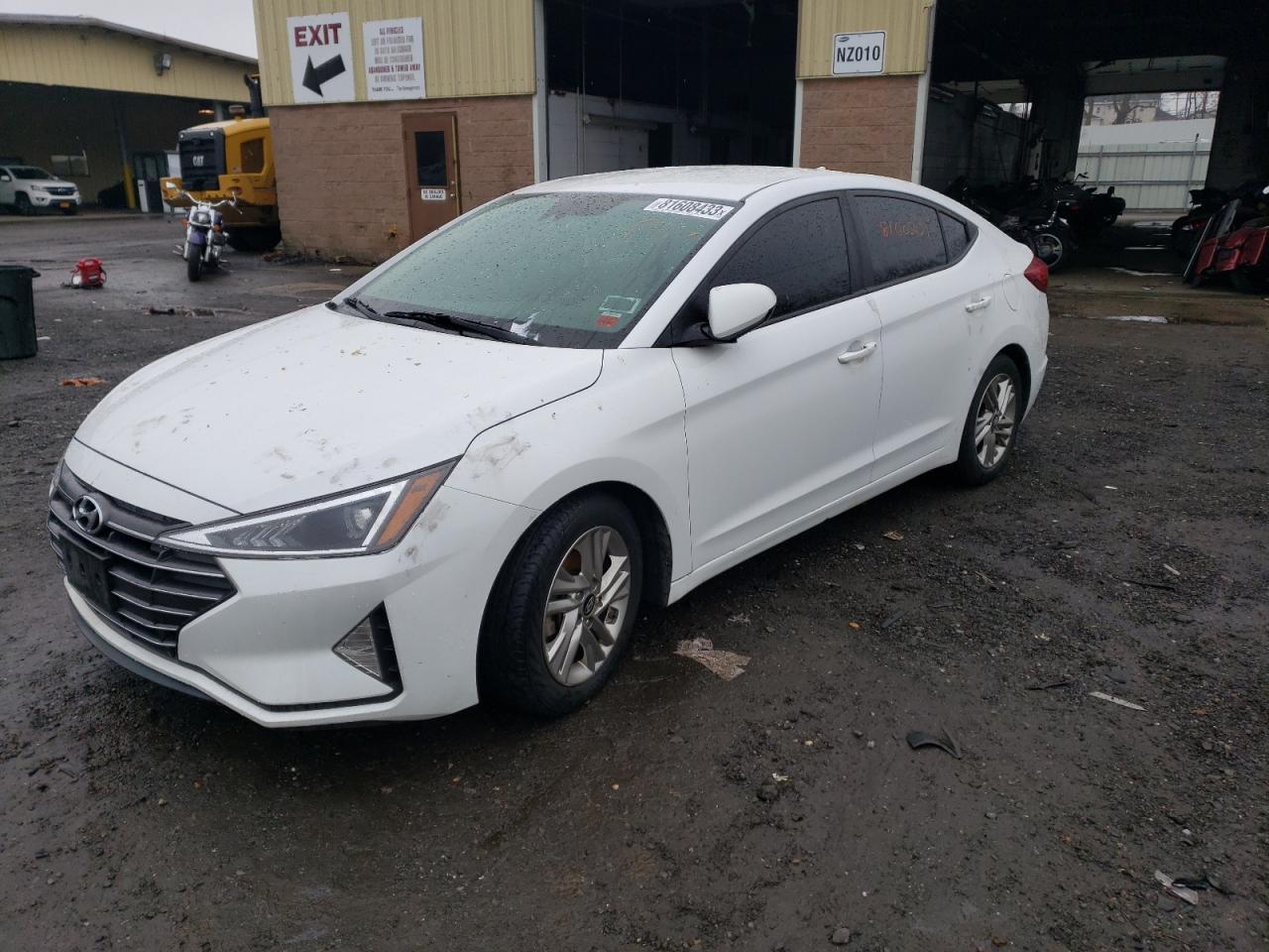 2019 HYUNDAI ELANTRA SE