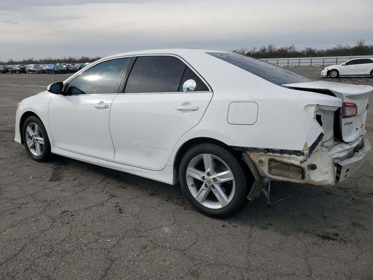 2013 TOYOTA CAMRY L - Image 2