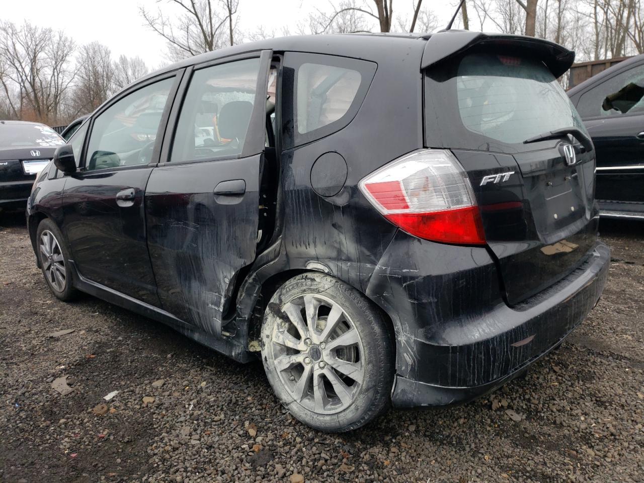2013 HONDA FIT SPORT - Image 2