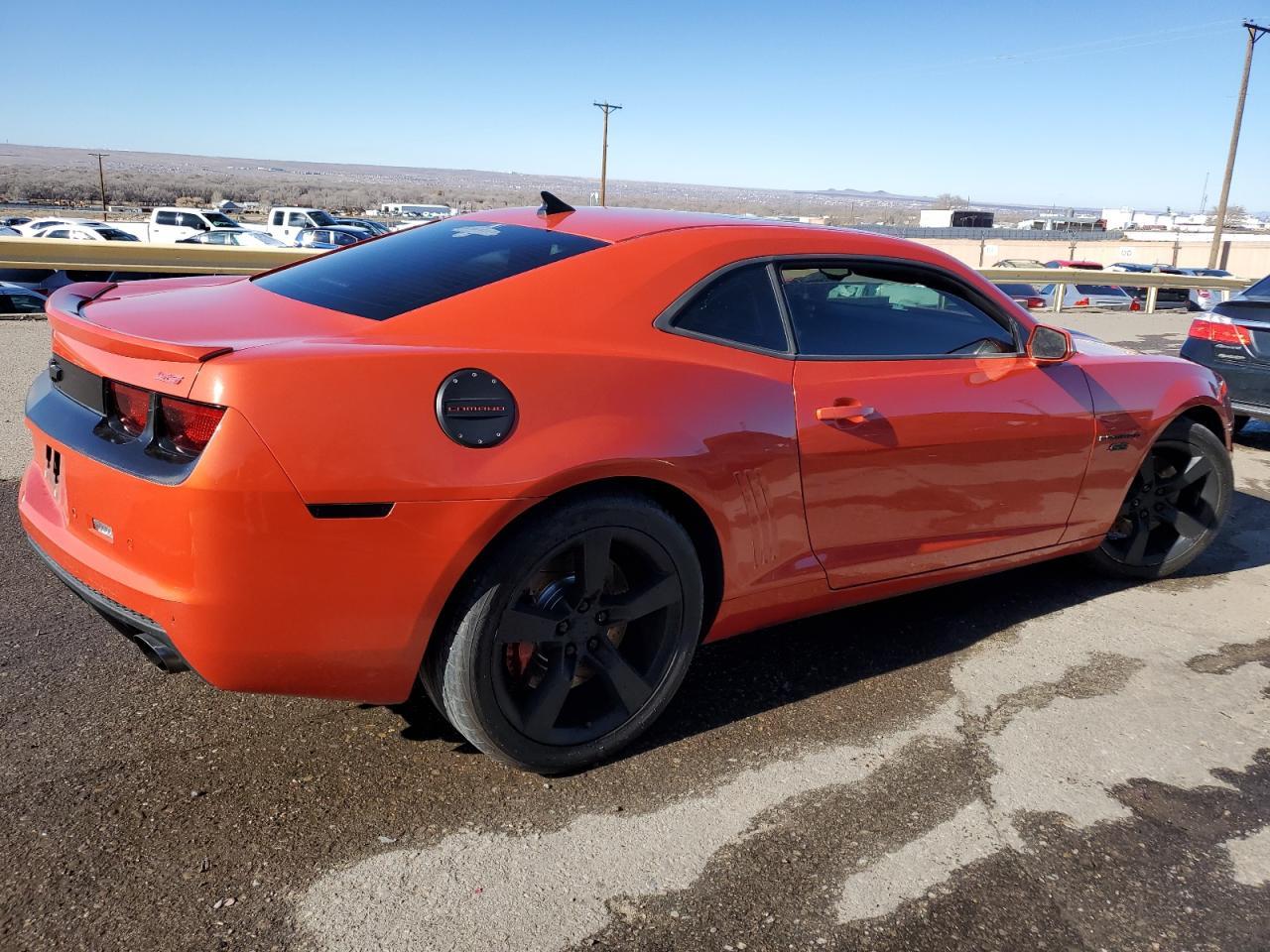 2010 CHEVROLET CAMARO SS - Image 3