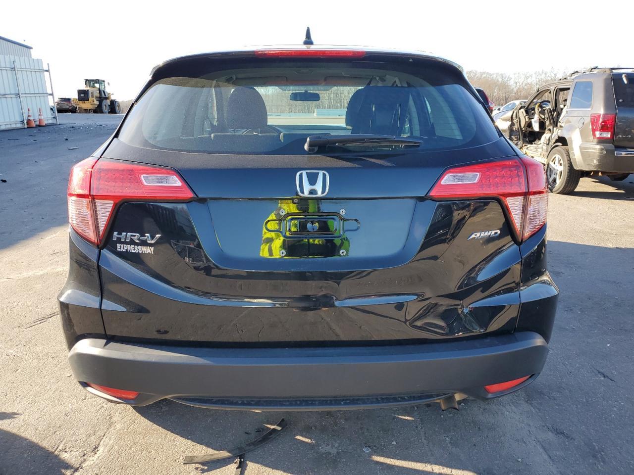2018 HONDA HR-V LX - Фото 6