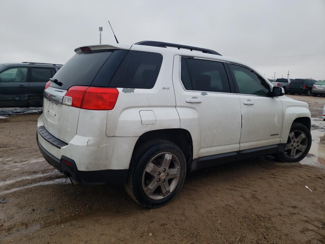 2012 GMC TERRAIN SL - Image 3