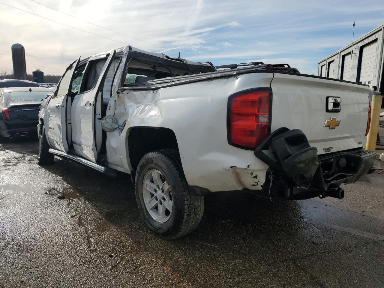 2014 CHEVROLET SILVERADO - Фото 2