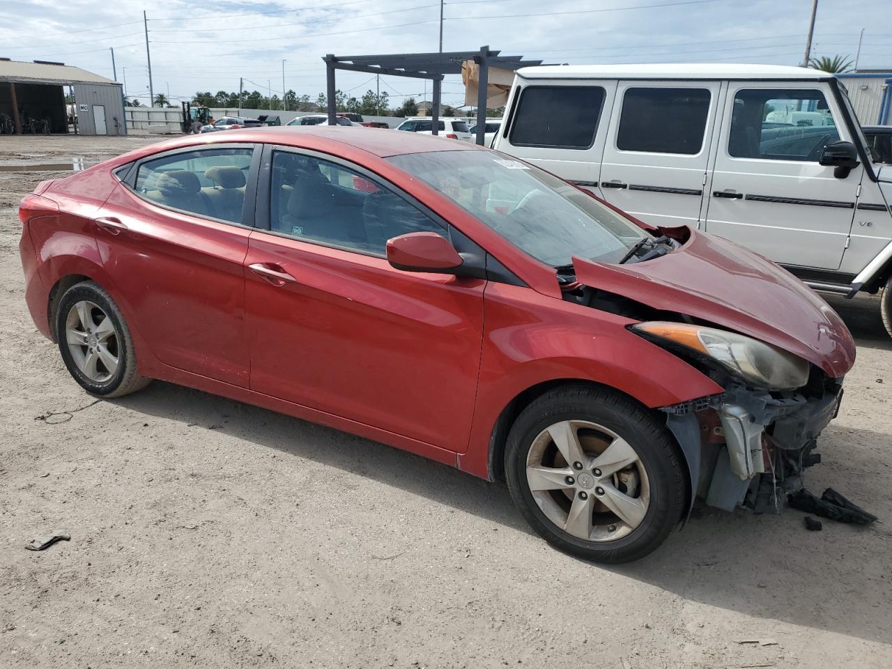 2013 HYUNDAI ELANTRA GL - Image 4