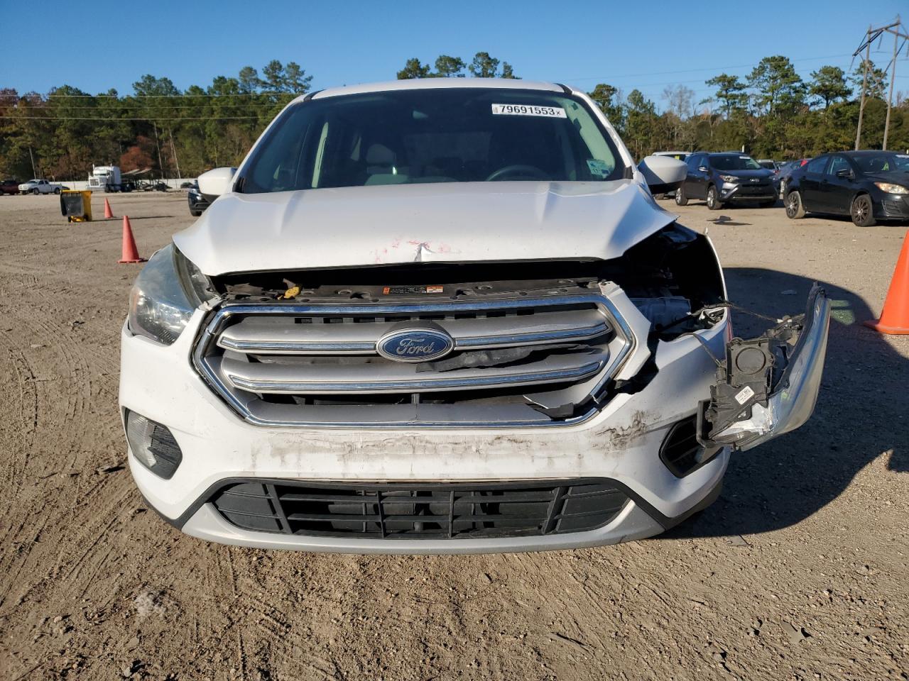 2017 FORD ESCAPE SE - Image 5