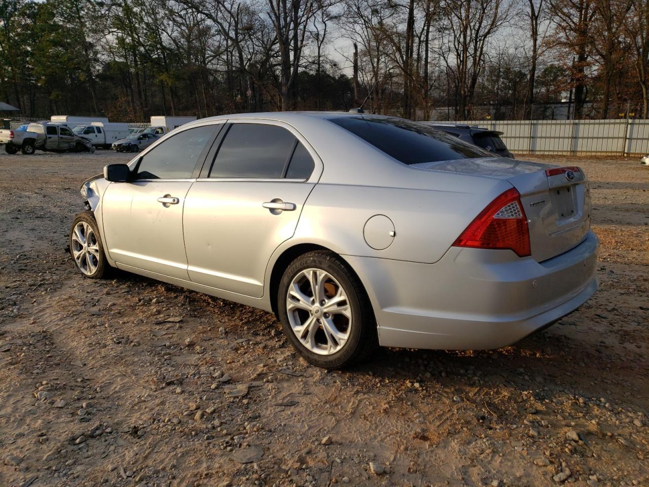 2012 FORD FUSION SE - Image 2