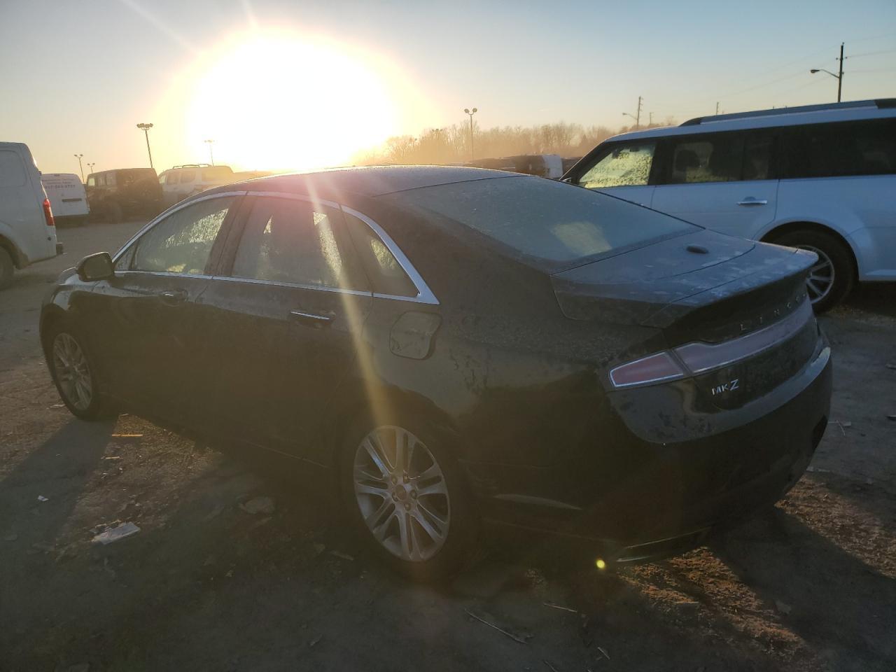 2014 LINCOLN MKZ HYBRID - Image 2